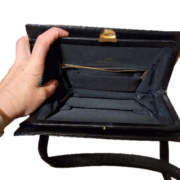 Magda Makkay  Little Black Purse - Picture 6 of 12